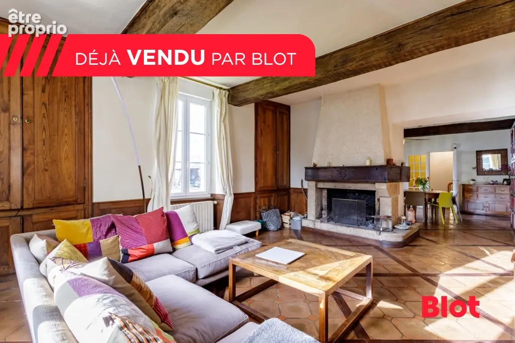 Maison 211 m² à Orgeres  - photo 2