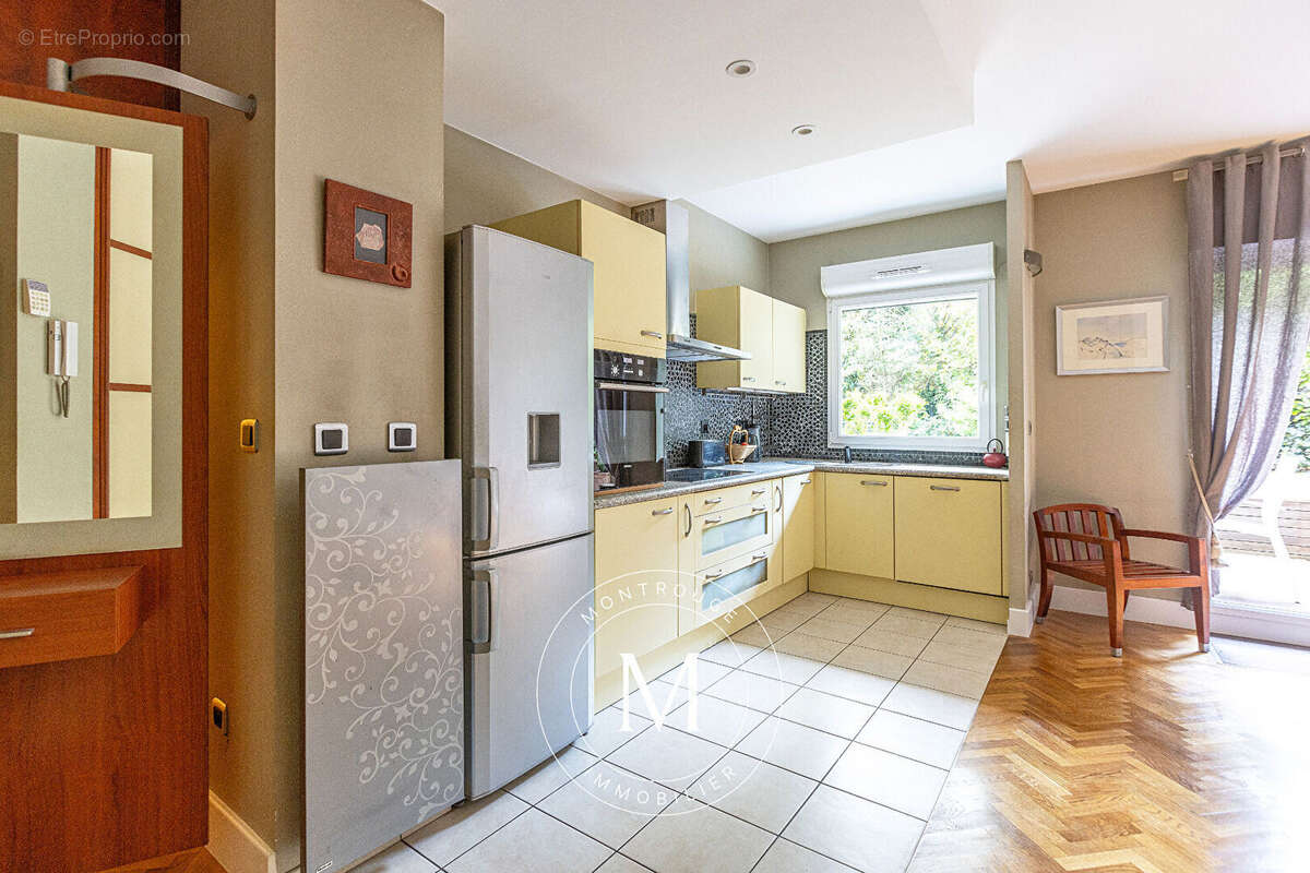 Appartement à MONTROUGE