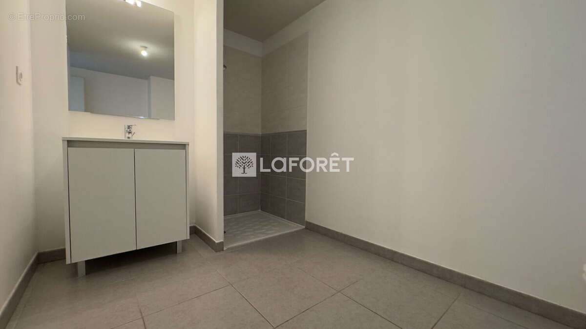 Appartement à CASTELNAU-LE-LEZ