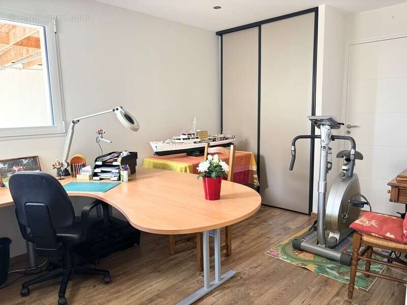 Maison à LA TURBALLE