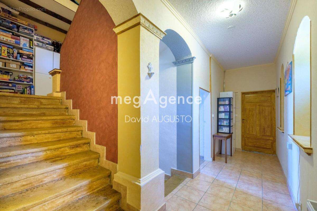 Maison à SAINTE-PAULE