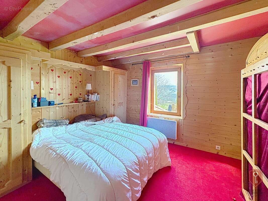 Maison à SAVIGNY