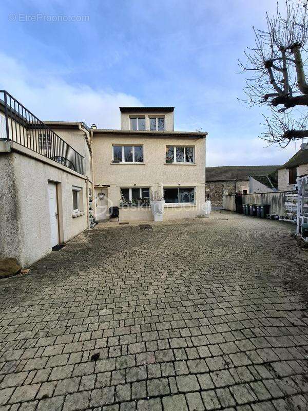 Duplex familial lumineux au cœur d’Auvernaux – volumes, calme et stationnement privatif - photo 20