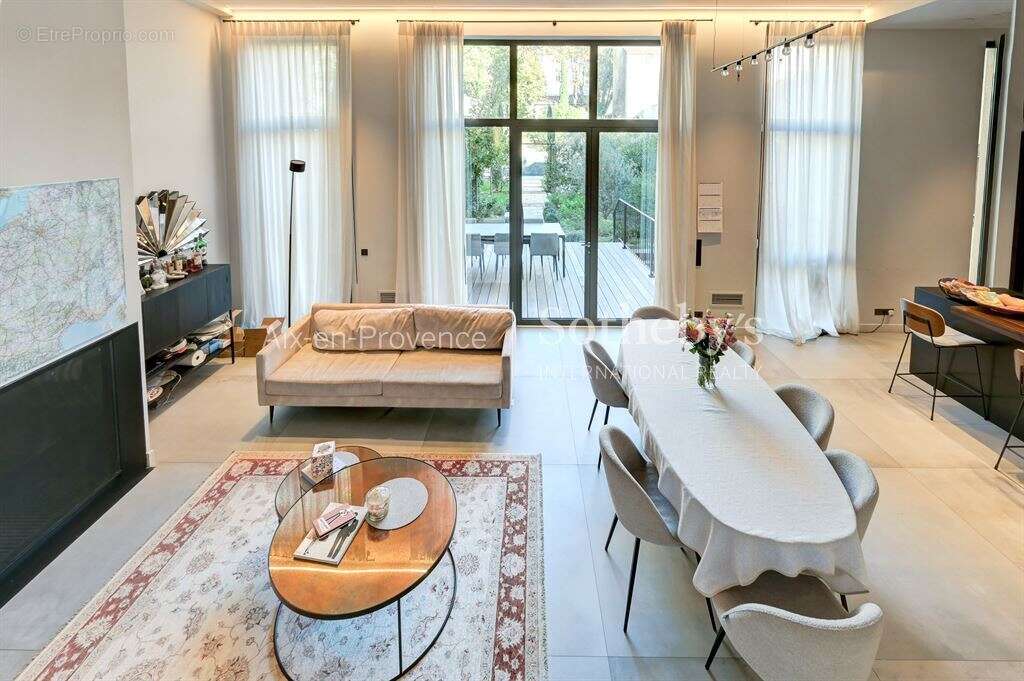 Maison à AIX-EN-PROVENCE