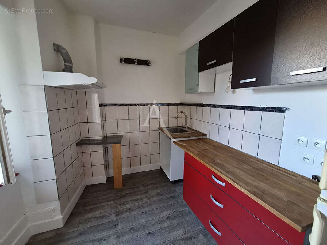 Immeuble Doue En Anjou 6 pièce(s) - photo 8