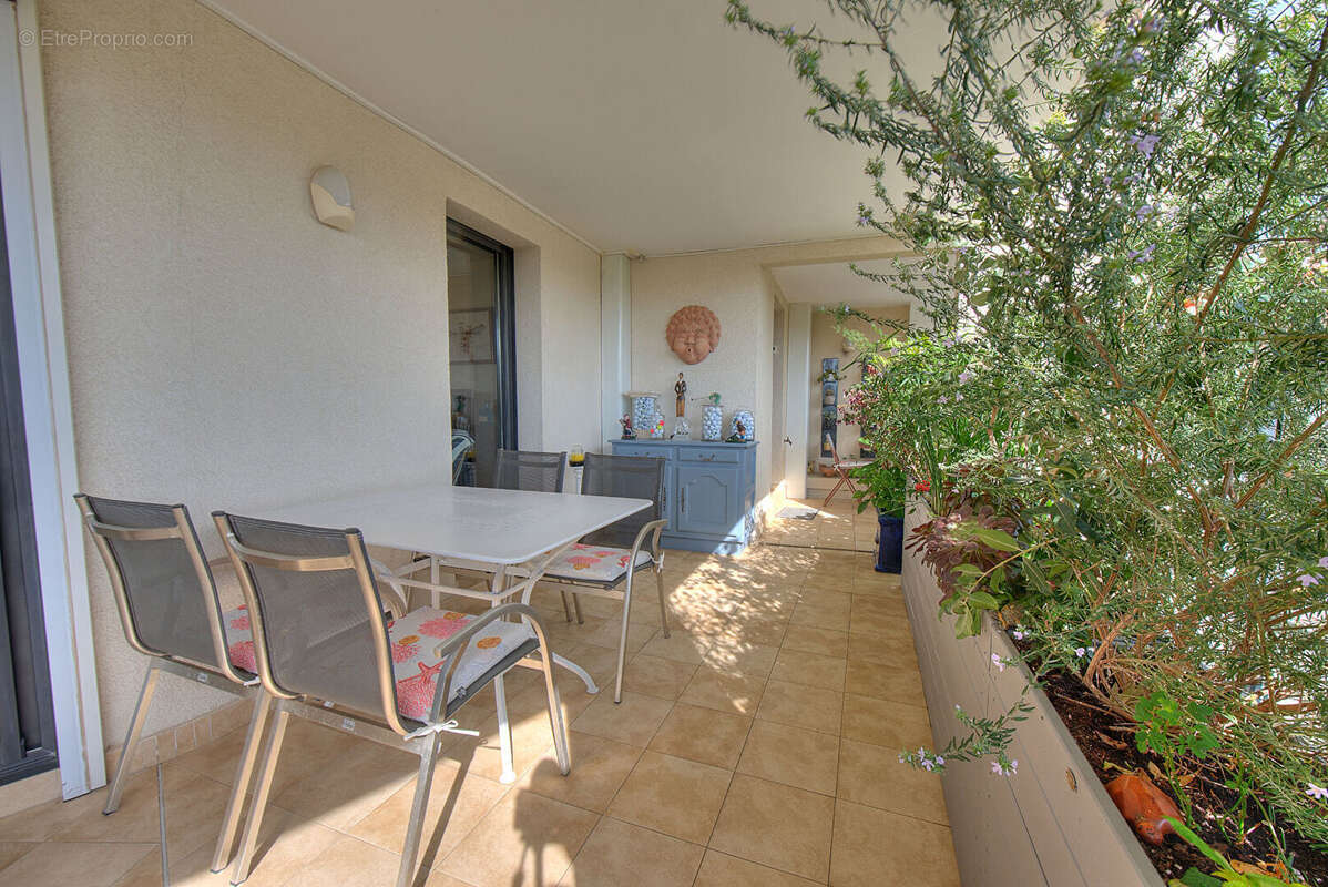 Appartement 3 pieces 84 m2 piscine commerces saint-raphael - photo 15