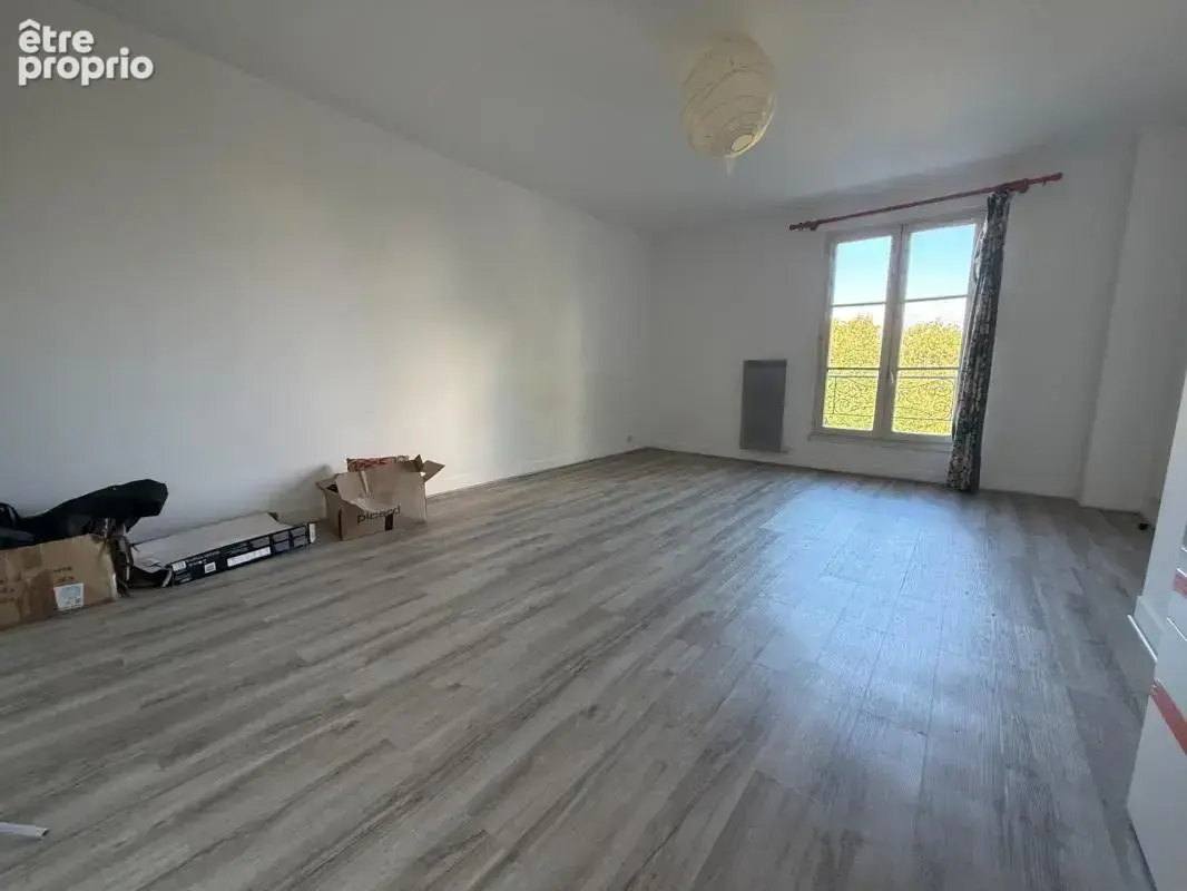 Pontoise – 174 m² habitables et 70 m² de combles : imaginez la suite ! - photo 21