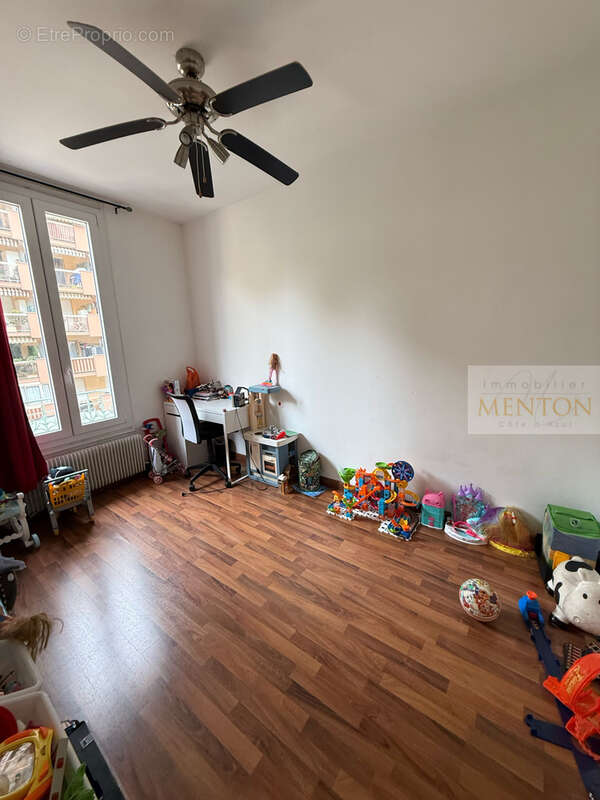 Appartement à MENTON