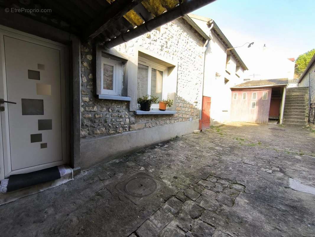 Maison à BOUTIGNY-SUR-ESSONNE