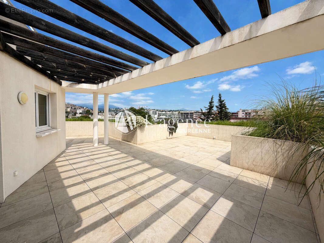 Appartement à CAGNES-SUR-MER