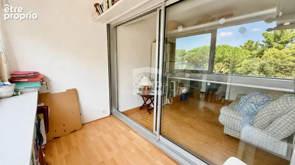Réf : 2311 - Vente Studio climatisé avec loggia, secteur Centre-Port Cap d'Agde ! - photo 7