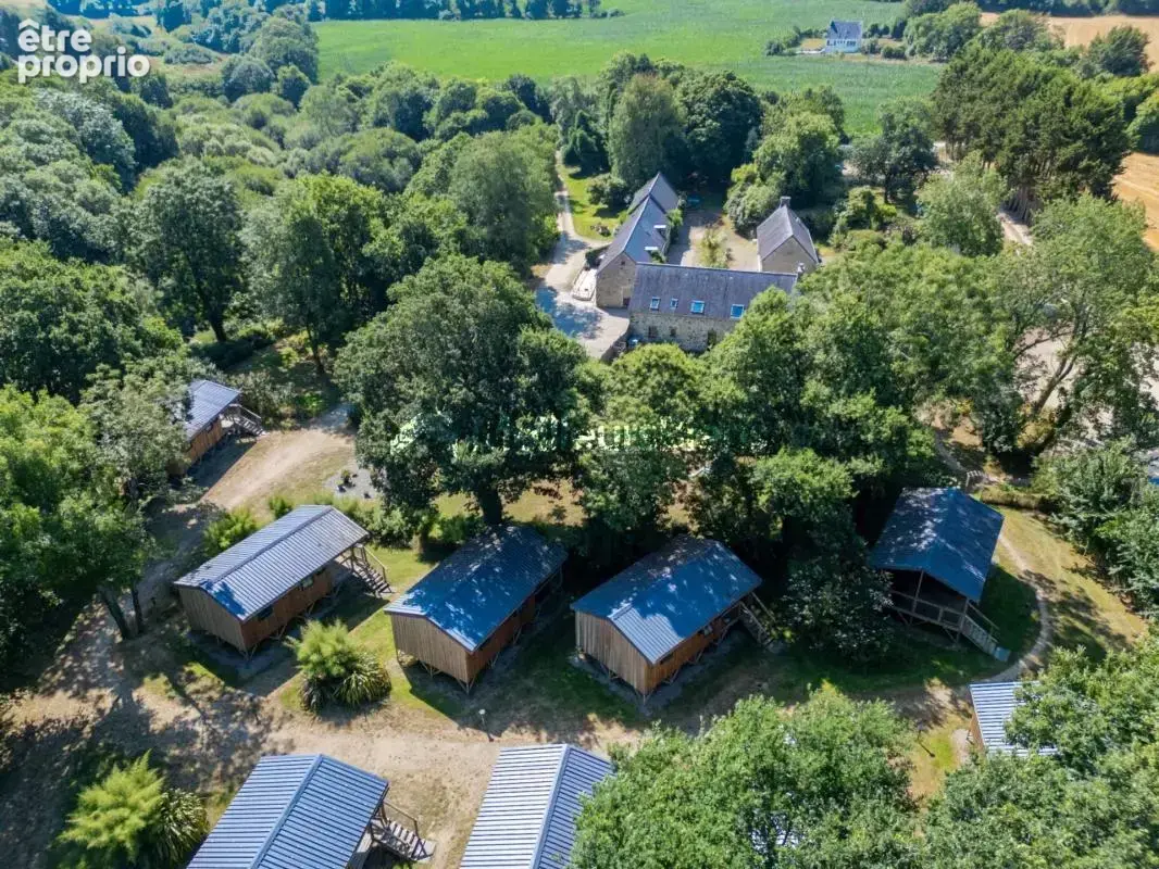 Maison 11 pièces à Plogastel-Saint-Germain, 605 m², terrain de 29 557 m² - photo 4