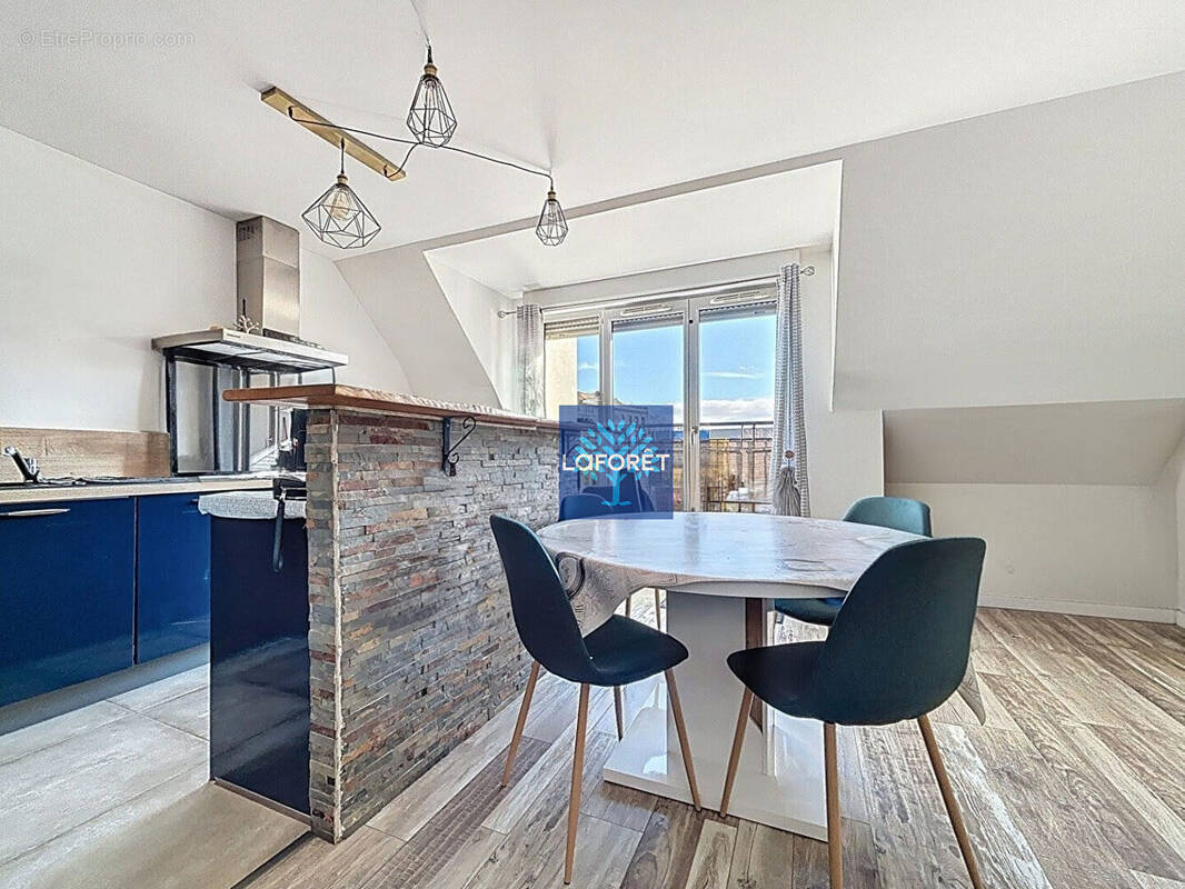 Appartement à PUISEUX-PONTOISE