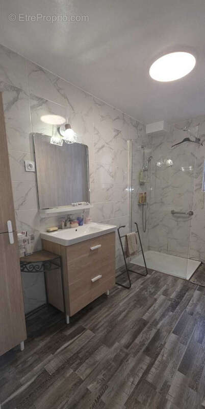 Appartement à OBJAT