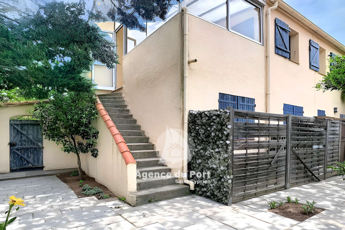 Maison à SAINT-CYPRIEN