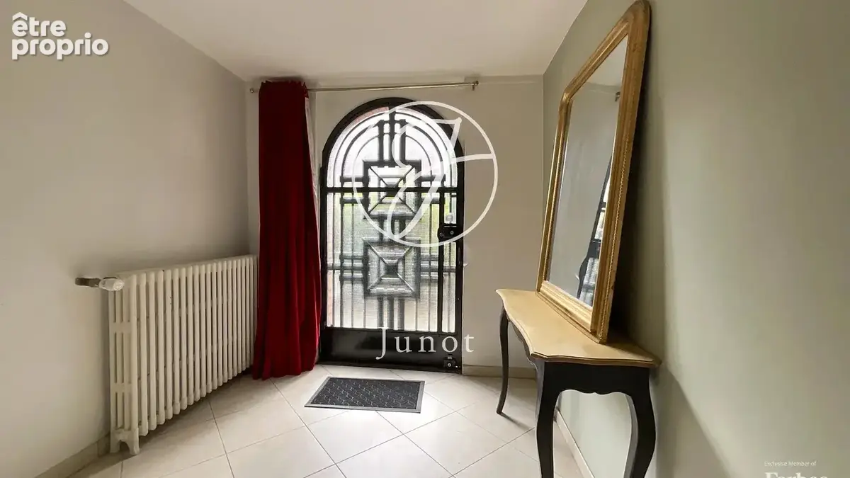 Croix - PARC BARBIEUX - Maison de ville - 7 pièces – 172,9m²- 4 chambres - Jardin - Garage - photo 6