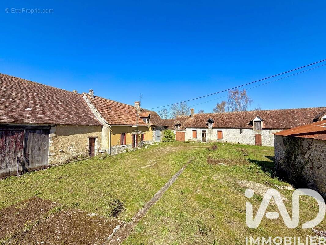 Photo 1 - Maison à POULIGNY-SAINT-PIERRE