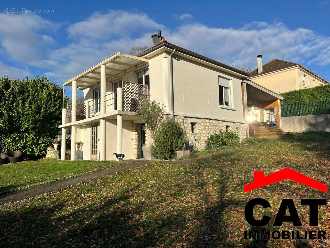 Maison à CHAMPAGNE-SUR-SEINE