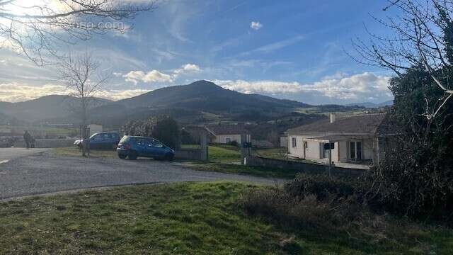 Terrain à PREAUX