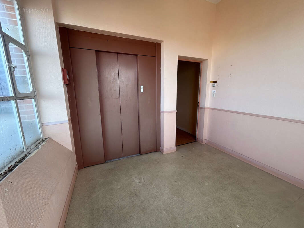 Commerce à CHAUMONT