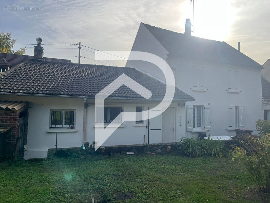 Maison à LAGNY-LE-SEC