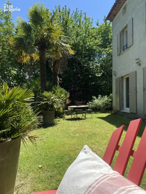 Coup de cœur : Magnifique Villa de village à Saint-Martin-de-la-Brasque. - photo 1