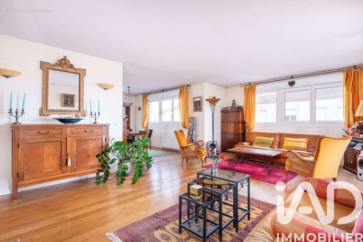 Photo 2 - Appartement à VILLEURBANNE