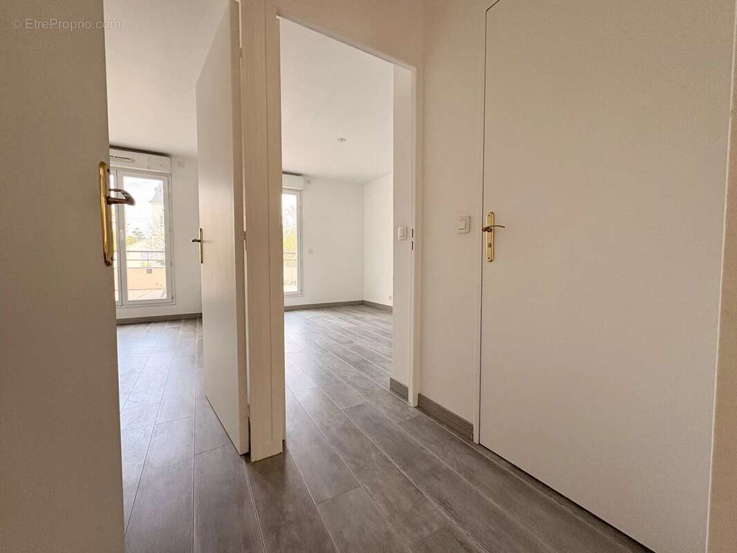 Appartement à LE PLESSIS-TREVISE
