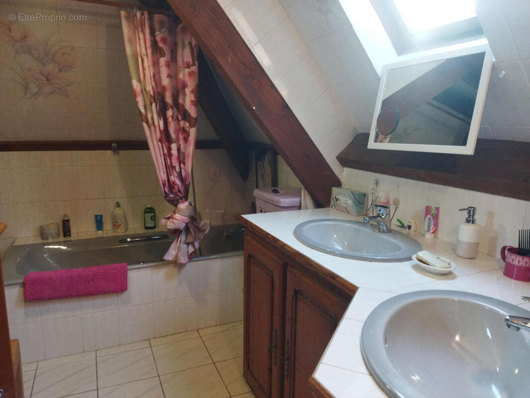 sdb etage - Maison à ARCAMBAL