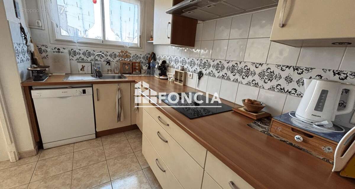 EXCLUSIVITE LUNEL Villa T4 de 117 m2 avec Piscine + Studio de 19 m2 et un Garage de 17 m2 - photo 5
