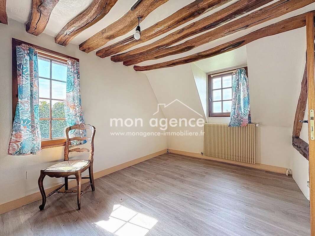 Maison à SAINT-AUBIN-CELLOVILLE