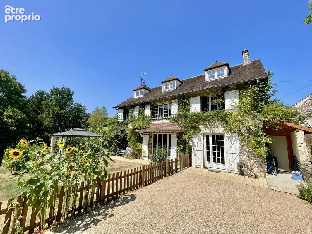 Maison 7 pièces 192 m² · à Septeuil · 192 m² · 649 000 €