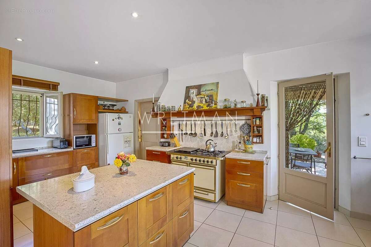 Maison à DRAGUIGNAN