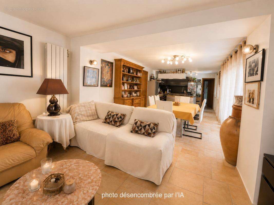 Maison 165 m² à La Vernarede  - photo 7