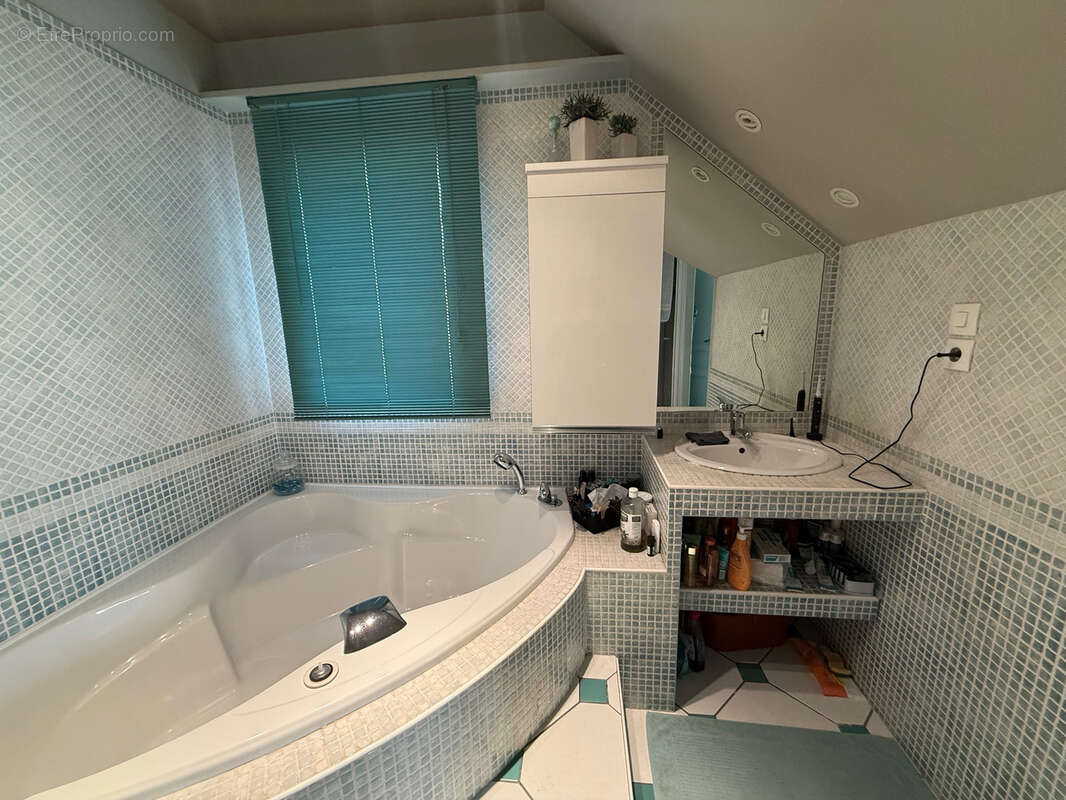 Maison à SAINT-ETIENNE-LES-REMIREMONT