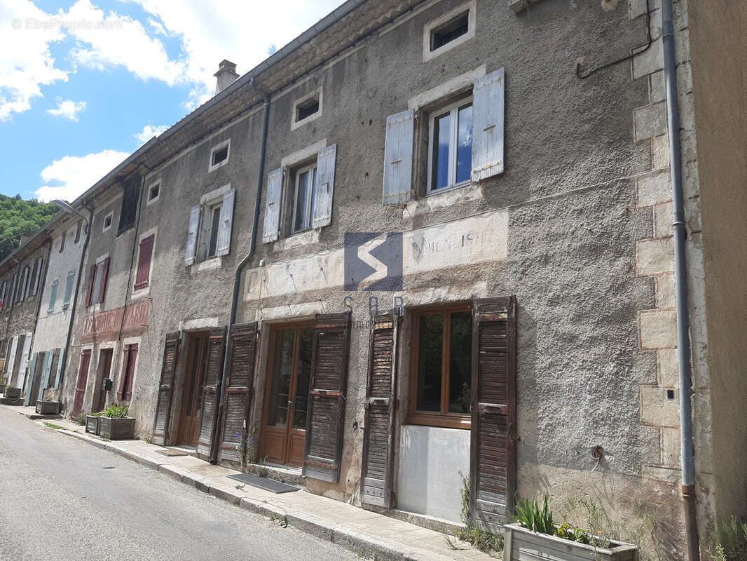 Maison à ALBON-D'ARDECHE