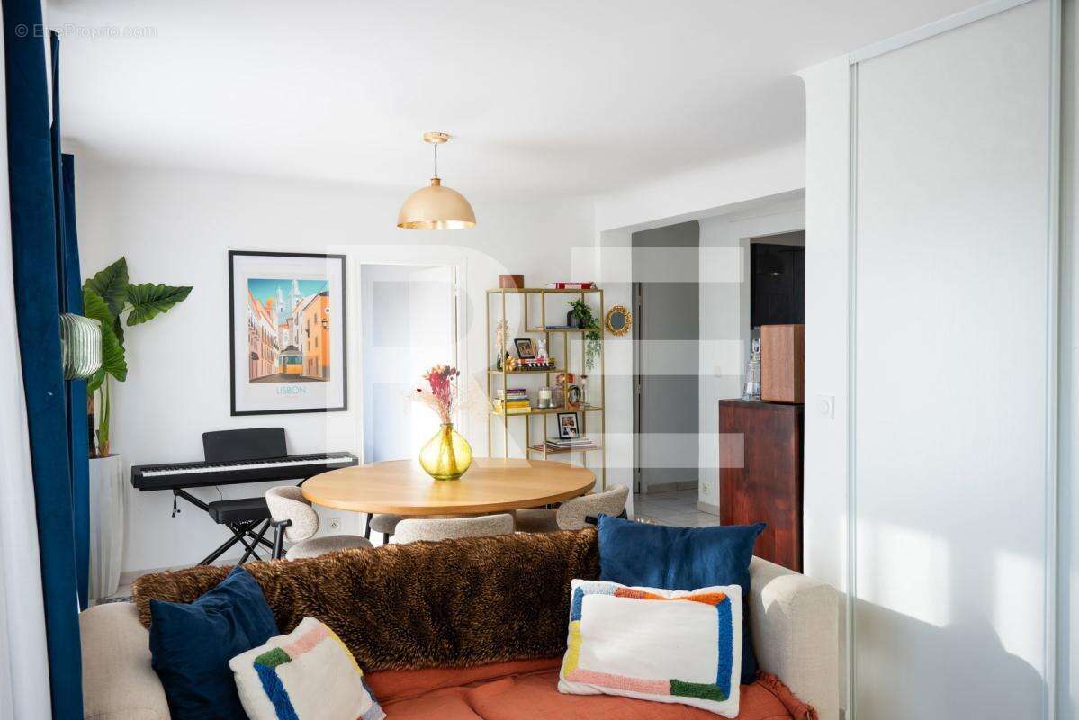 Appartement à NIMES