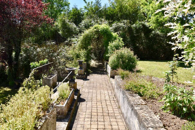 Maison à ROZERIEULLES