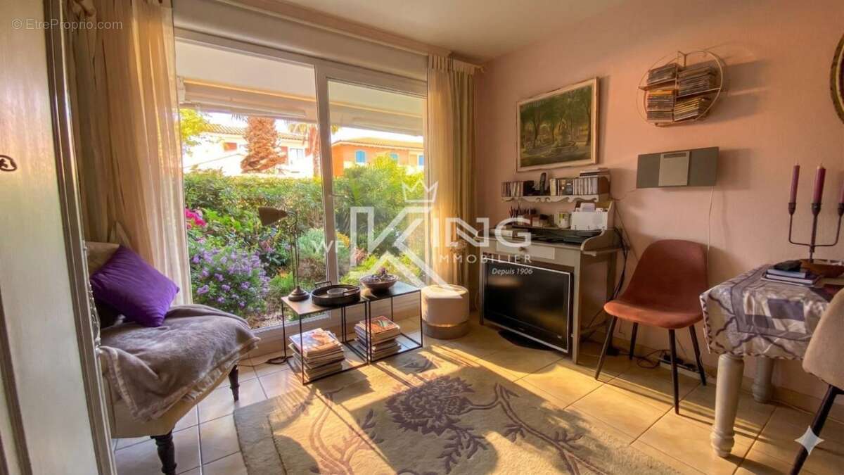 Appartement à FREJUS