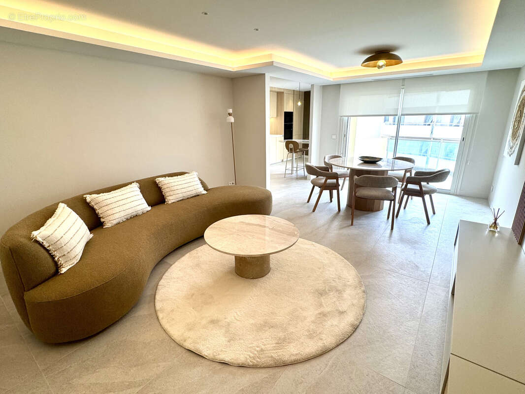 Appartement à SAINT-RAPHAEL