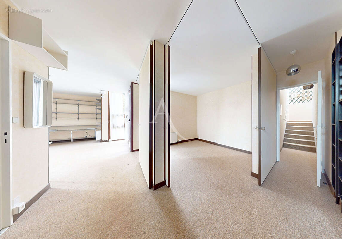 Maison à ROISSY-EN-BRIE