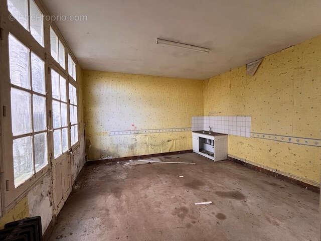 Maison à MONTREUIL-BELLAY