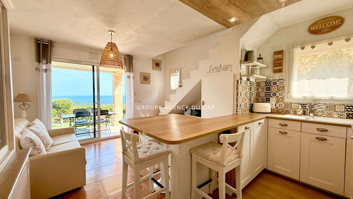 Appartement à LES ISSAMBRES