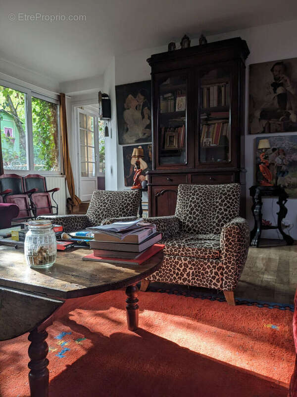 Appartement à PARIS-18E