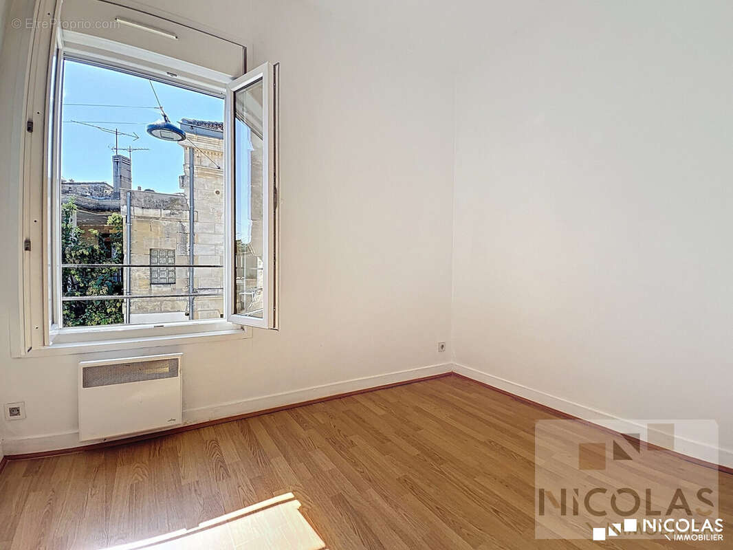 Appartement à BORDEAUX