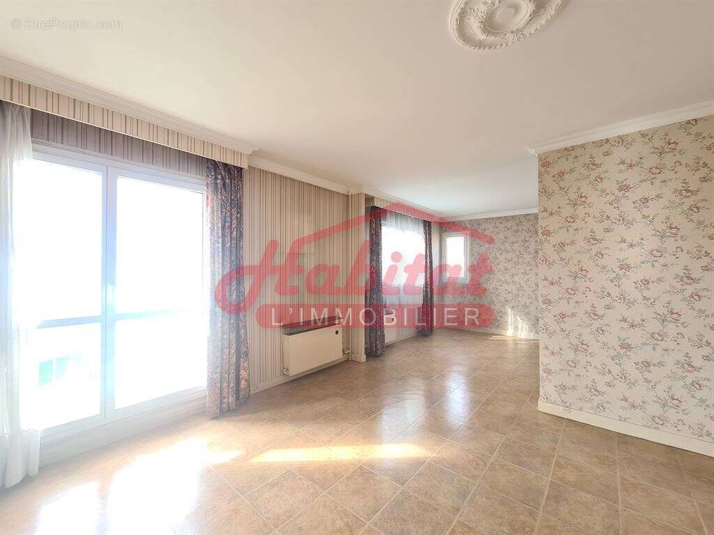 Appartement à CHELLES