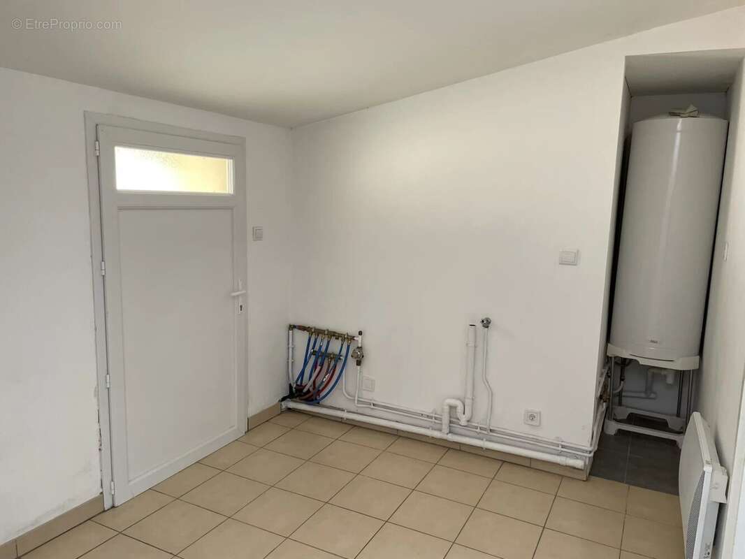 SAUCATS, maison 4 chambres - photo 12