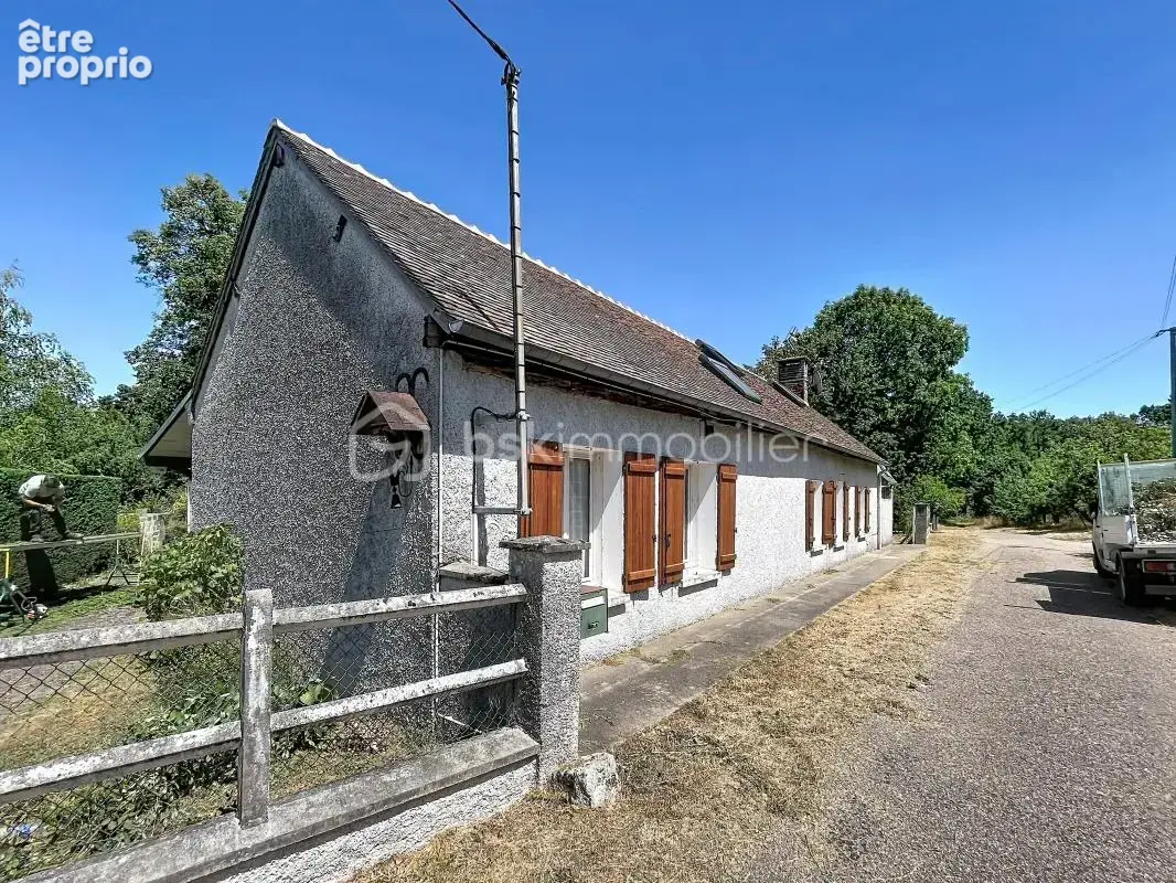 Longère de charme au calme sur un terrain de 1 700 m² — Château-Renard - photo 2
