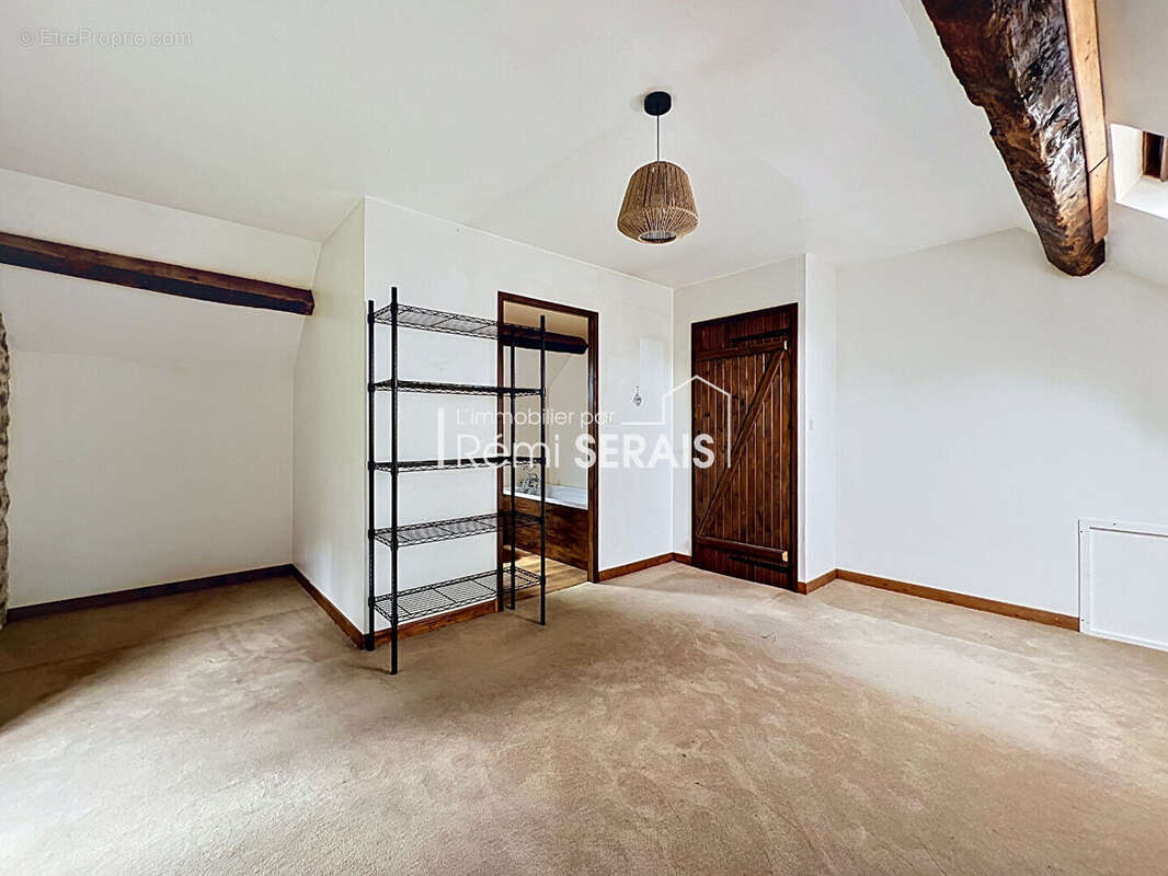 Maison en pierre avec studio et dépendances à PUTANGES LE LAC - photo 10