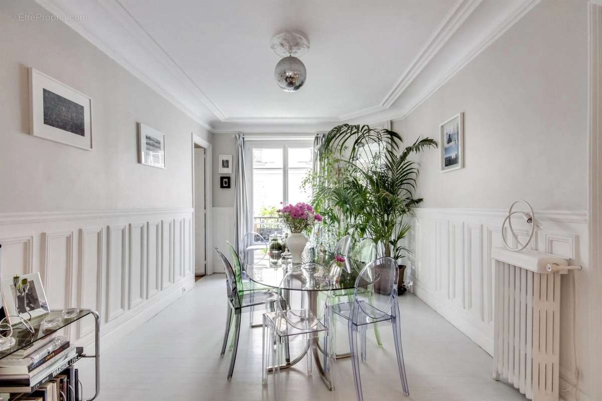 Appartement à PARIS-11E